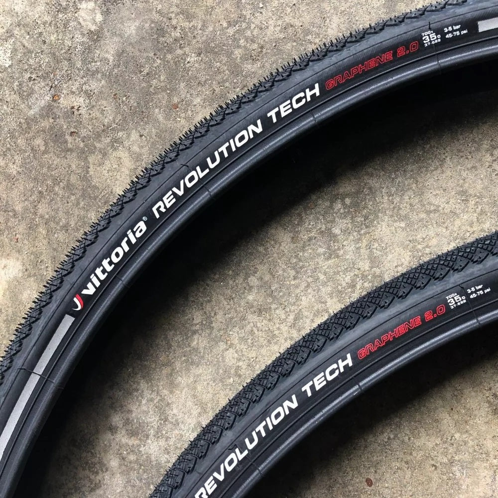 Vittoria Revolution Tech